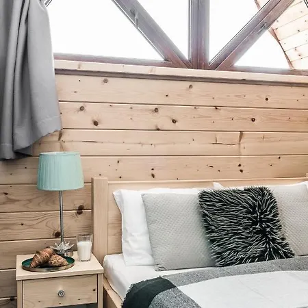 Kaplowa & Bed & Breakfast